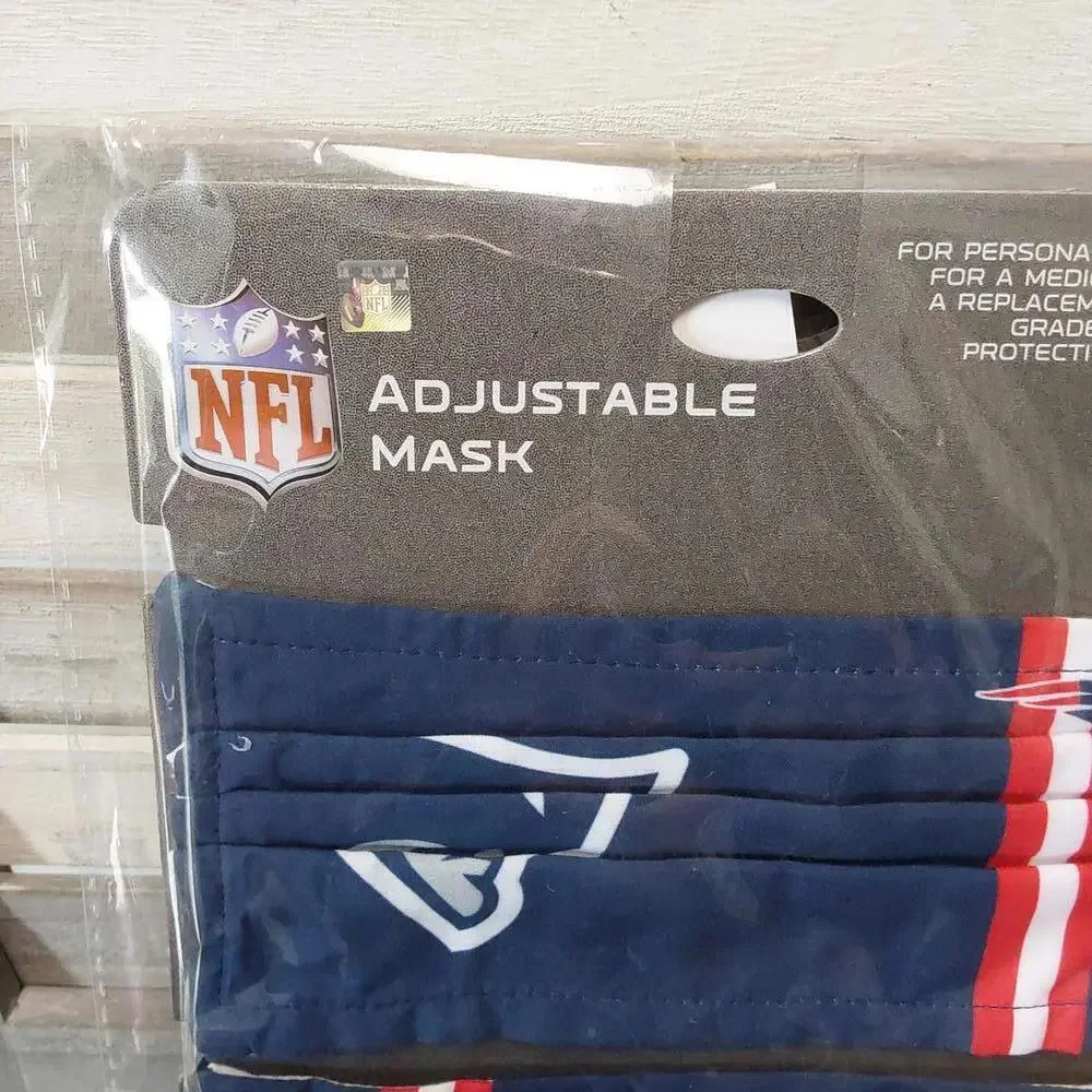 NFL New England Patriots Adjustable Mask | FOCO | Adult